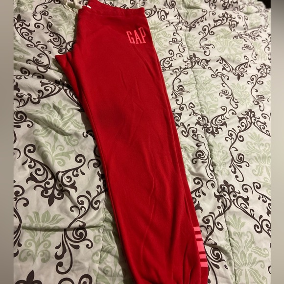 Gap sweatsuit - Picture 2 of 7